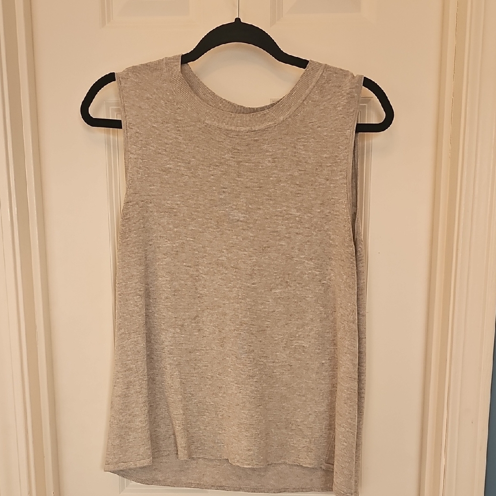 Banana Republic Heather Gray Muscle Tee